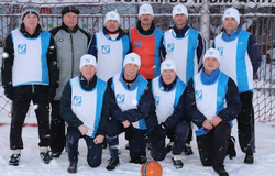 Команда ТУСУРа по зимнему футболу – лидер региональных соревнований