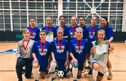 Футболистки ТУСУРа — золотые медалистки чемпионата области