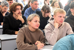 Студенты и сотрудники ТУСУРа приняли участие во всероссийской акции «Спортивный диктант - 2025»