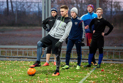 Новые игроки: иностранные студенты ТУСУРа вошли в сборную вуза по футболу